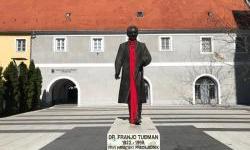 Kravata za prvog hrvatskog predsjednika