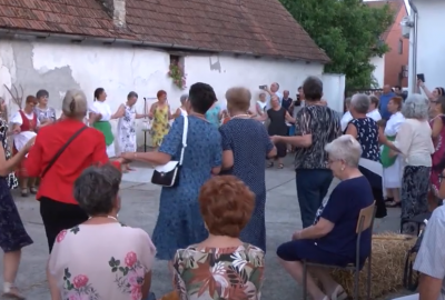 Žetveni običaji Mađara prikazani u Osijeku