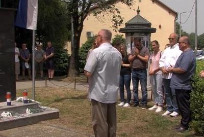 Glumačka ekipa filma „260 dana“ odala počast daljskim žrtvama