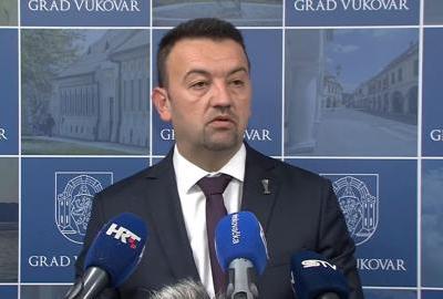 ''Zbog Penavinog propalog projekta zakočeni projekti i investicije i ukinute uskrsnice''