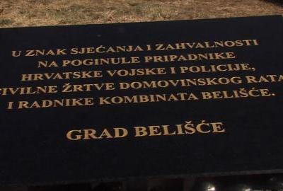 Otkrivena spomen-ploča poginulim braniteljima, civilima i radnicima Kombinata
