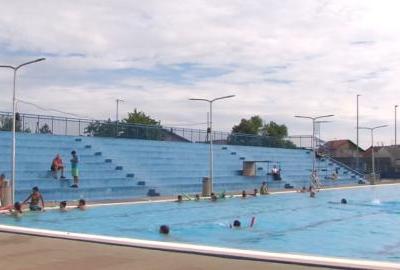 Đakovo prednjači po broju djece uključene u obuku neplivača u Osječko-baranjskoj županiji