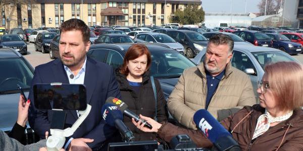 Grad Đakovo privremeno obustavio naplate parkinga