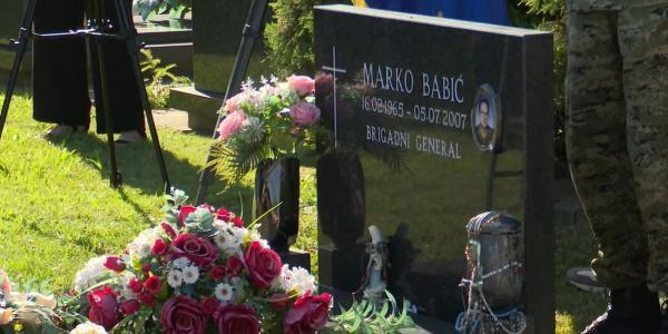 Vukovarci odali počast Vitezu s Trpinjske ceste Marku Babiću