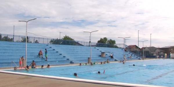 Đakovo prednjači po broju djece uključene u obuku neplivača u Osječko-baranjskoj županiji