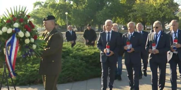 Kako učenicima približiti Domovinski rat uz monografiju „Sokolovi“?