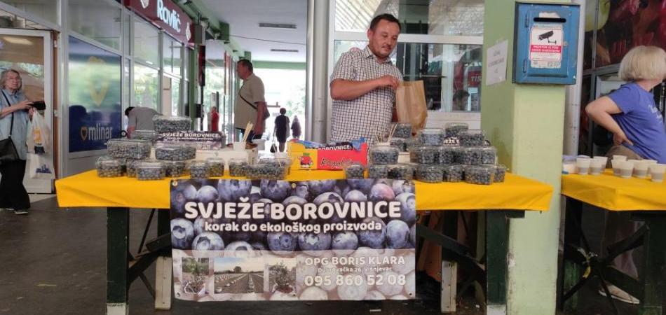 Zeleni četvrtak na osječkoj Tržnici ovoga mjeseca u znaku borovnice