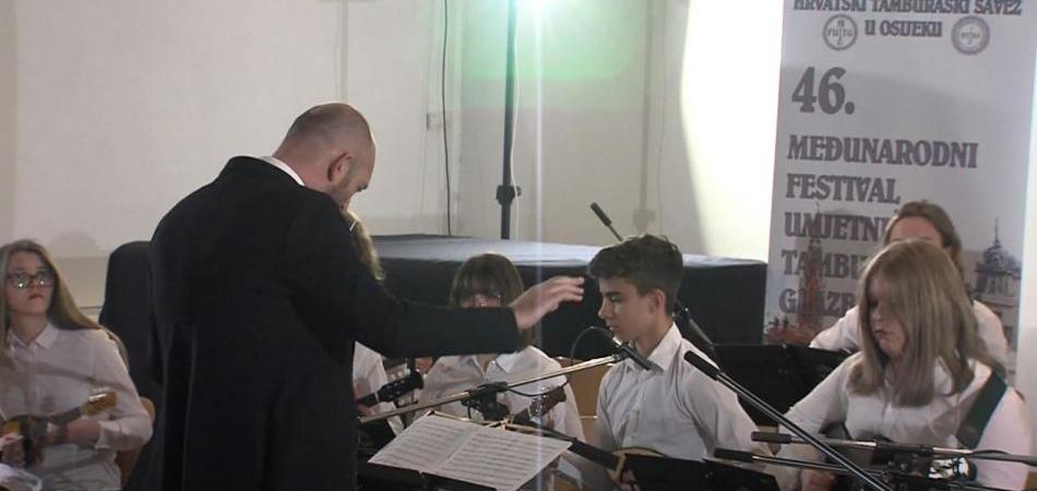 Gotovo četiristo tamburaša na festivalu u Osijeku i Našicama