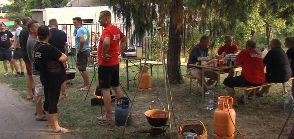 19. Bizovačke ljetne večeri počele fišijadom i izložbom akademskog slikara Andrije Ivanišića