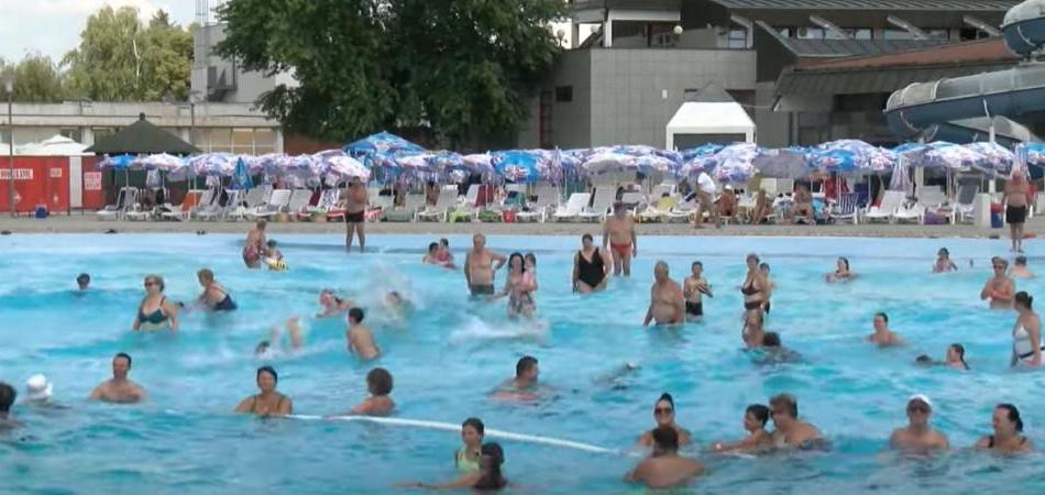 Vukovarski umirovljenici i ovog ljeta uživali u Bizovačkim toplicama