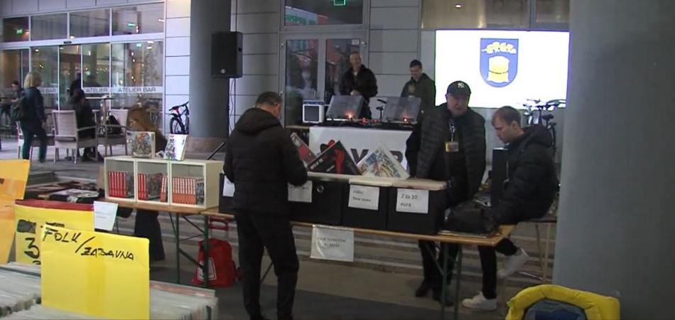 Tisuće vinila, promocije knjiga, dobra glazba i atmosfera na 9. Sajmu gramofonskih ploča u Osijeku