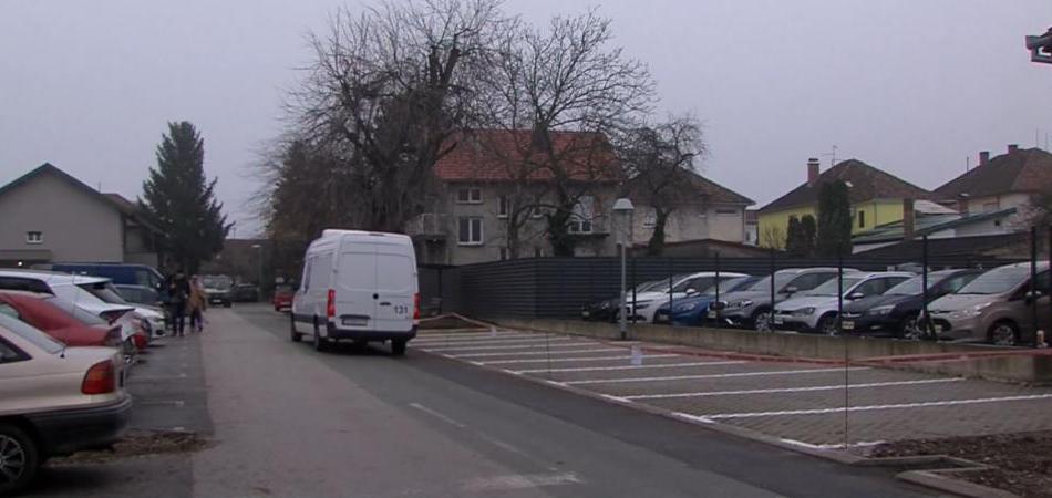 Nova parkirališna mjesta na vukovarskom Sajmištu, priprema se gradnja nadzemne garaže u Županijskoj