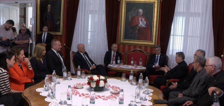 Nakon 30 godina Đakovačko-osječkoj nadbiskupiji nadoknađena oduzeta imovina