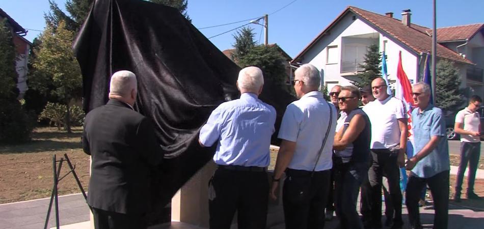 Otkriven spomenik braniteljima Mitnice
