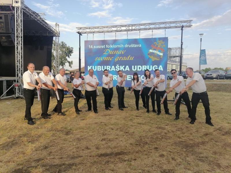 Folklor, riba, fiš i koncerti privukli Vukovarce