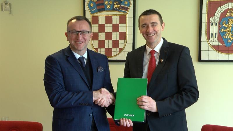 Pevex donirao još 250 000 kuna za rad Pučke kuhinje u Vukovaru