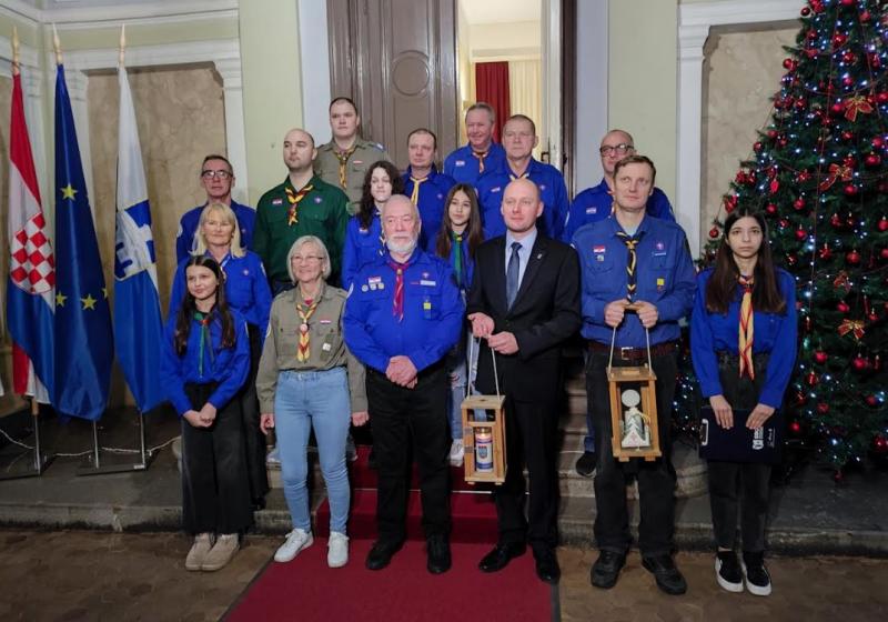 Betlehemsko svjetlo u Osječko-baranjsku županiju donijelo poruke mira, ljubavi i razumijevanja