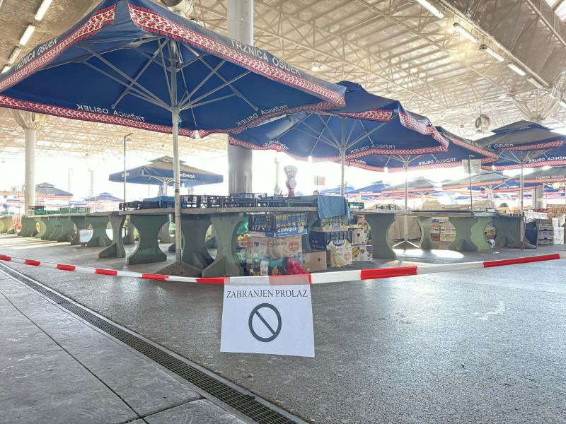 Prodaja s otvorenog dijela tržnice do daljnjega u zatvorenom prostoru