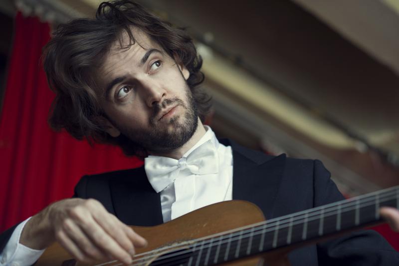 Koncert gitarističkog virtuoza Petrita Çekua u sklopu Koncertnog ciklusa Grada!